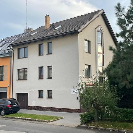 A.V.E. Pension Kliska Prague Ngoại thất bức ảnh