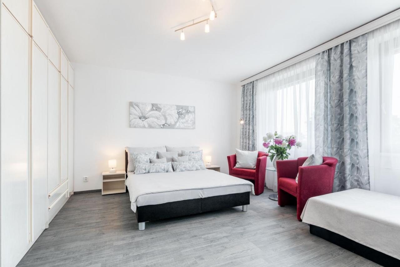 A.V.E. Pension Kliska Prague Ngoại thất bức ảnh